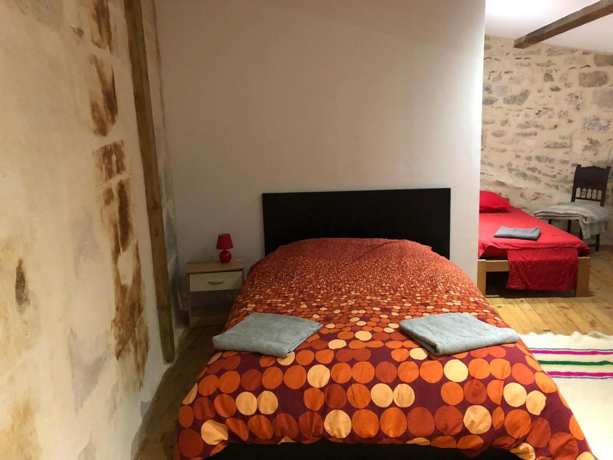 Appartement Superbe Duplex aux Arenes à Arles Extérieur photo